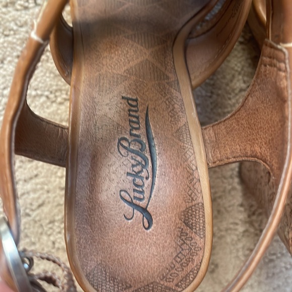 Gently used wedges - Picture 4 of 6